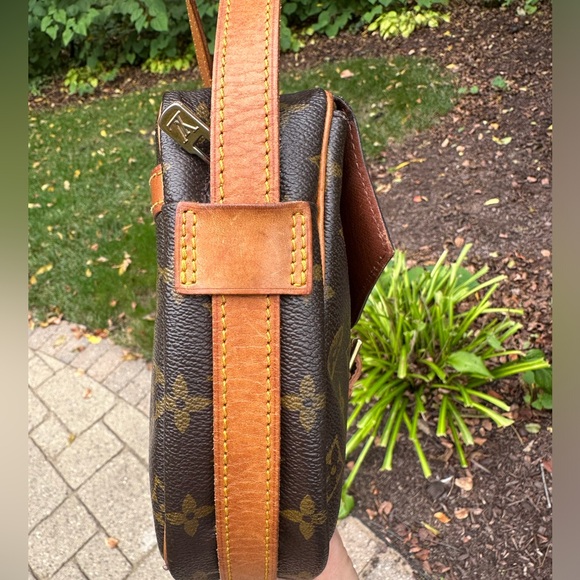 LV JUENE FILLE vintage crossbody - Picture 11 of 12